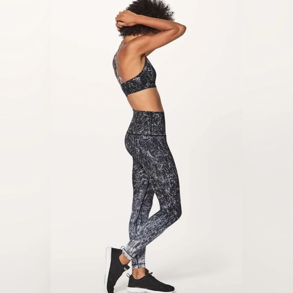 Lululemon Wunder Under Hi-Rise Tight Alouette Alpine White Black  Size 4 - Picture 2 of 10